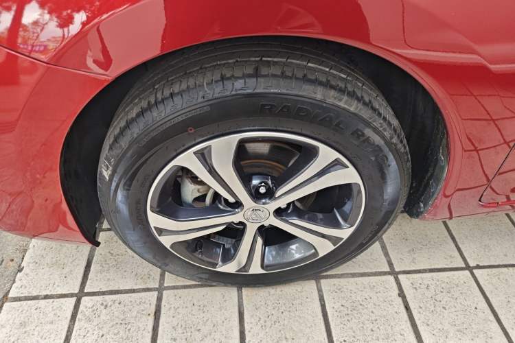 Used Nissan Tiida 2019 1.6L CVT Smart Drive Version China VI Standard Exterior 4