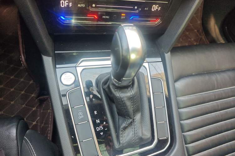 Used Volkswagen Magotan 2020 330TSI DSG Leading Model Gear Lever