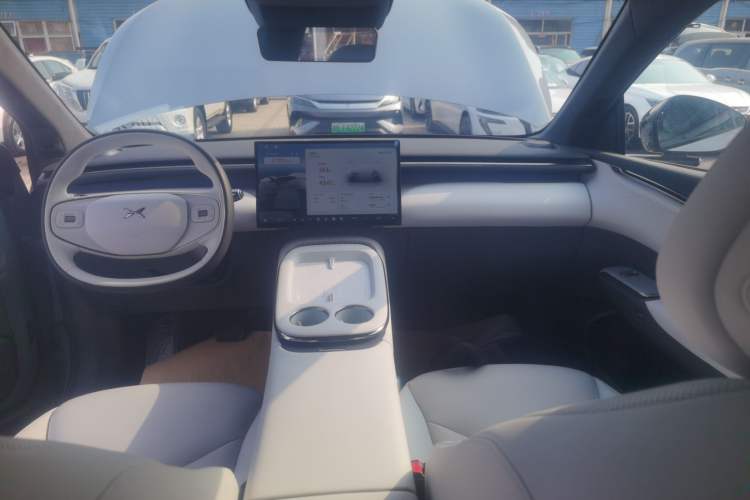 Used XPeng G7 2025 Model—602 Long Range Max Audio And AC Panel