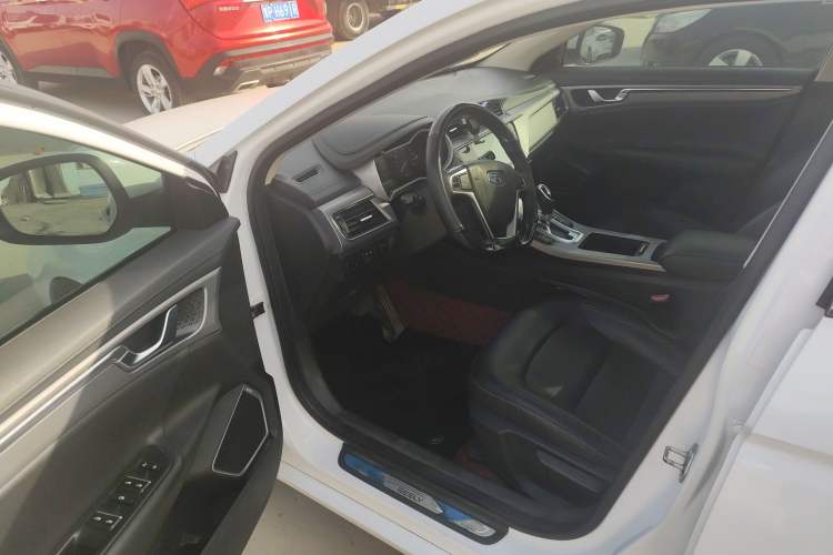 Used Geely Auto Emgrand GL 2018 1.4T DCT Elite Smart Connectivity Version