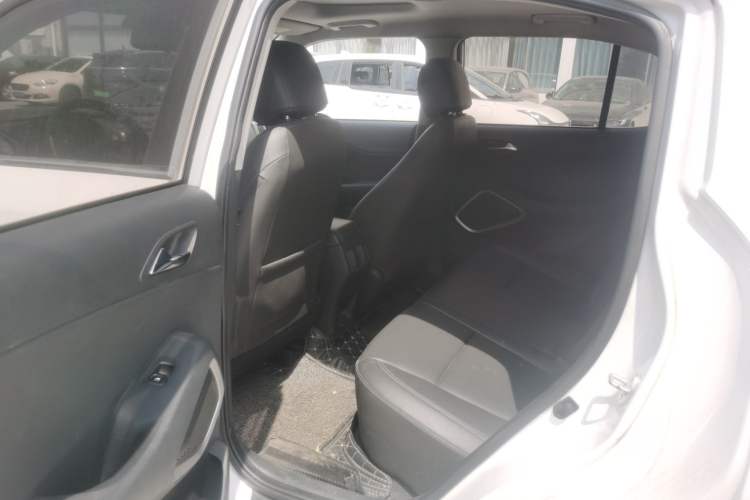 Used Hyundai ix35 2019 2.0L Automatic 2WD Zhiyong·Changxiang Edition China V Standard Left Rear Seat