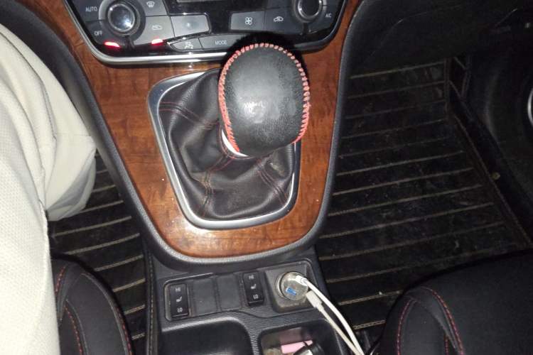 Used Haval H6 2017 Red-Label Sport Edition 1.5T Manual Two-Wheel Drive Elite Model
