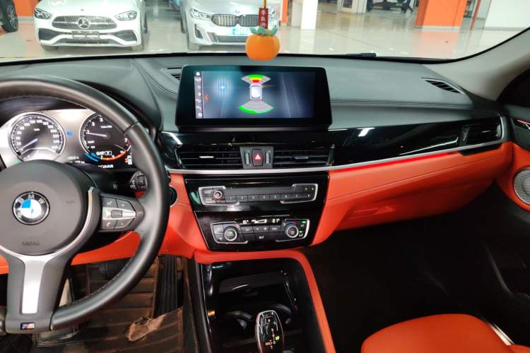 Used BMW X2 2022 sDrive25i M Sport Package Audio And AC Panel