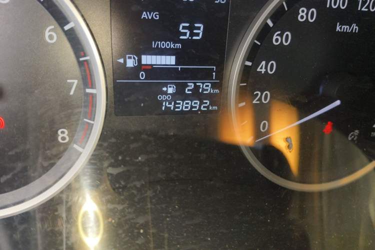 Used Nissan Kicks 2017 1.5L Manual Cool Dynamic Edition Odometer Close Up