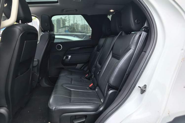 Used Land Rover Discovery 2018 3.0 SC V6 SE