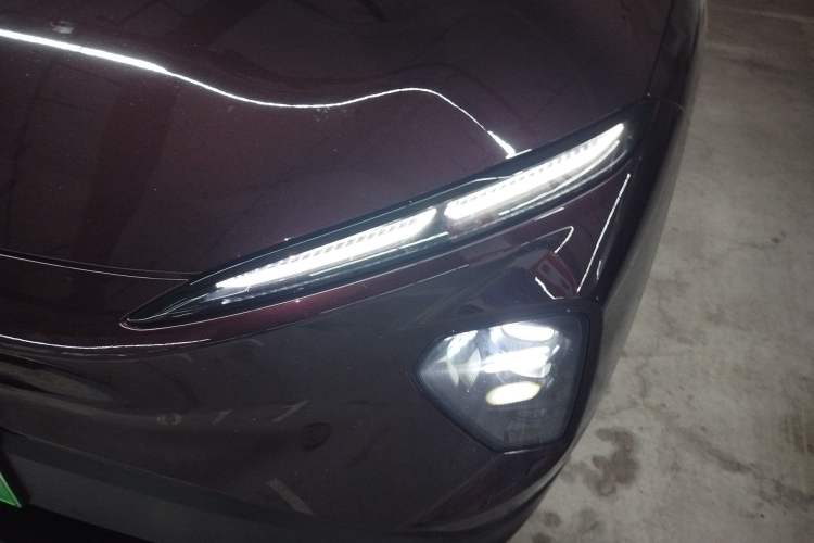 Used Nio EC7 2023 75 kWh Left Front Headlight