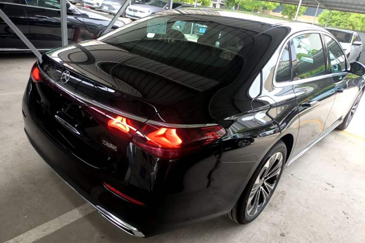 Used Mercedes-Benz E-Class 2026 Model, Restyled E 300 L Luxury Version
