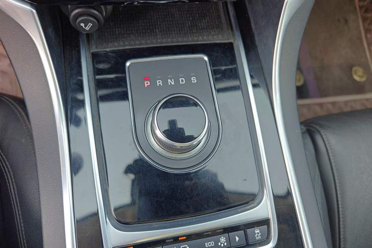 Used Jaguar XFL 2017 XFL 2.0T 200PS Windflower Edition
