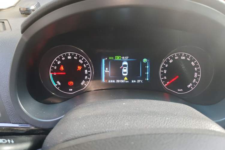 Used BYD e5 2016 300 Comfort Version
