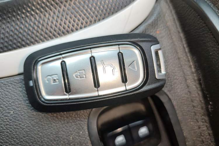 Used Roewe Clever 2022 311km QiQi BoBo Edition
