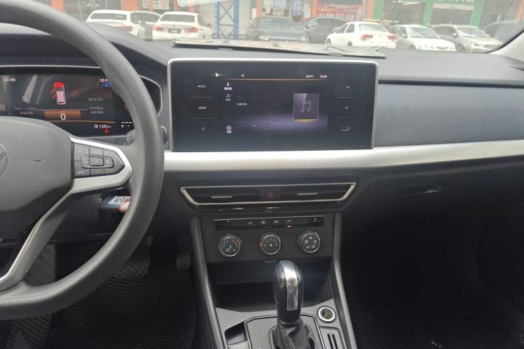 Used Volkswagen Lavida 2023 1.5L Automatic De Yi Edition Audio And AC Panel