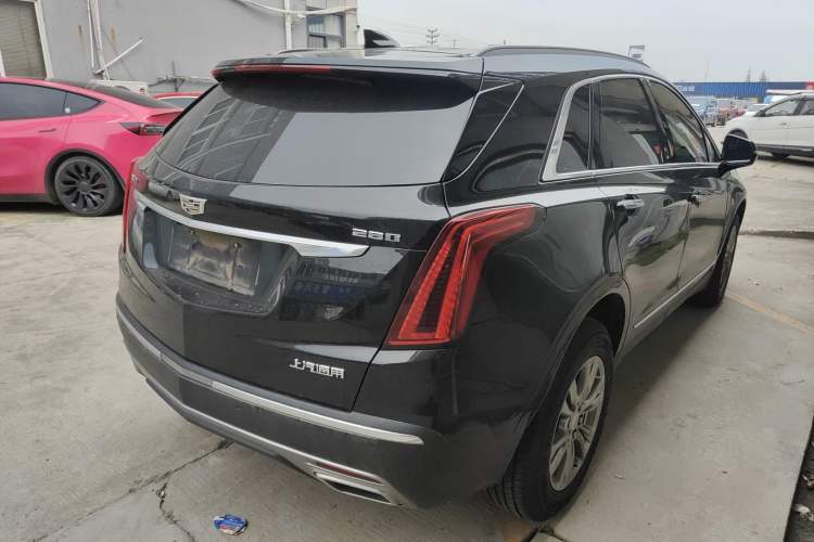 Used Cadillac XT5 2021 28T Luxury Model Rear Right 45 Deg