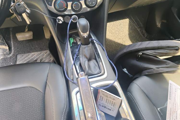 Used Chevrolet Cavalier 2016 1.5L Automatic Xinyue Edition Gear Lever