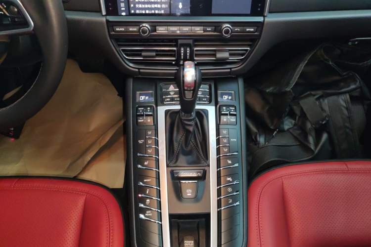 Used Porsche Macan 2020 Macan 2.0T
