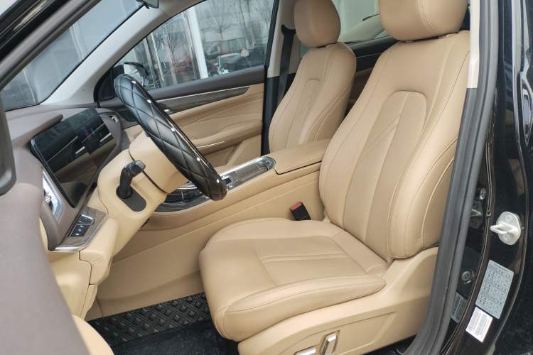 Used Landian E5 2024 Honor Edition 100KM Deluxe 7-Seater
