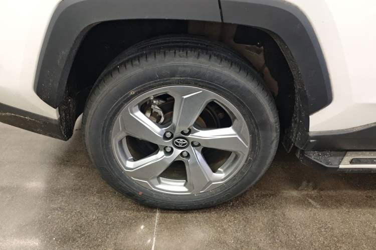 Used Toyota RAV4 2022 2.0L CVT Two-Wheel Drive Fashion Edition
