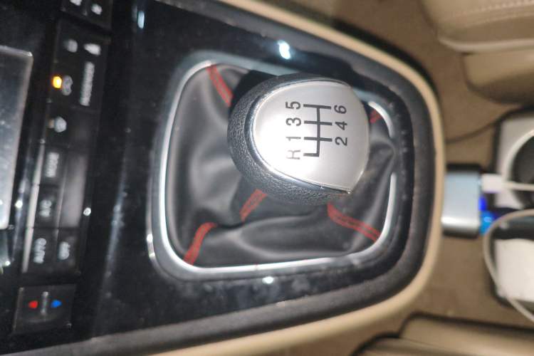 Used Haval H6 2012 1.5T Manual Two-Wheel Drive Elite Model
