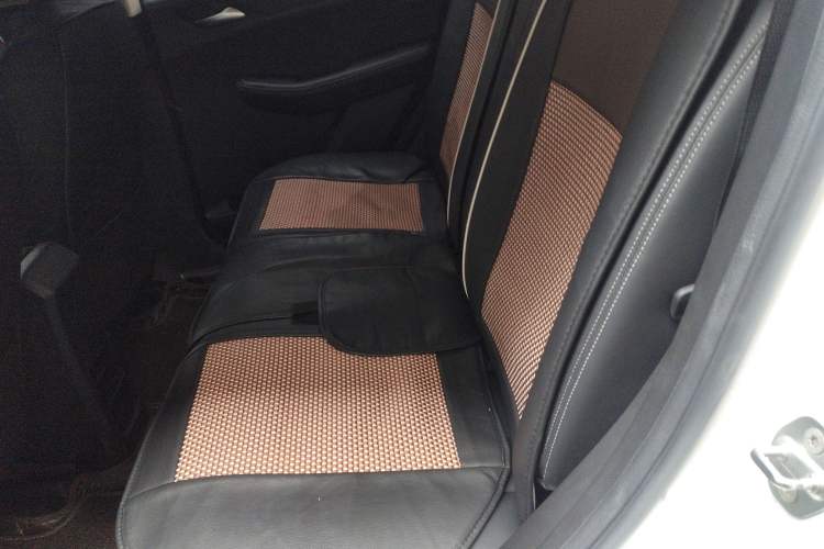 Used BYD Yuan New Energy 2019 EV535 Smart Connect Trendsetting Model Left Rear Seat