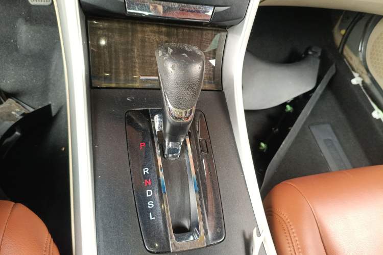 Used Honda Accord 2014 2.0L LX Comfort Edition Gear Lever