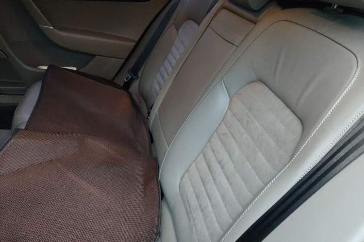 Used Volkswagen Magotan 2012 Facelift 1.8TSI Prestige Model
