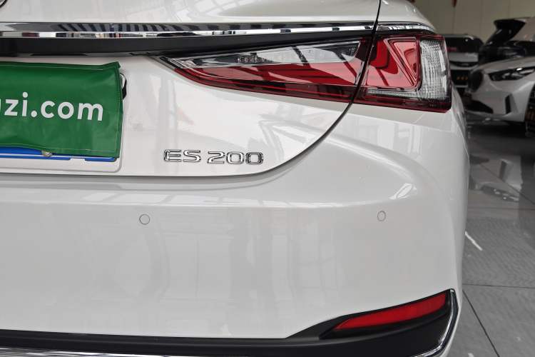 Used Lexus ES 2022 200 Excellence Edition Exterior 3