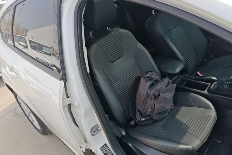 Used Ford Focus 2017 Hatchback EcoBoost 125 Automatic - Ultra-Powerful Style Edition with Smart Drive Features