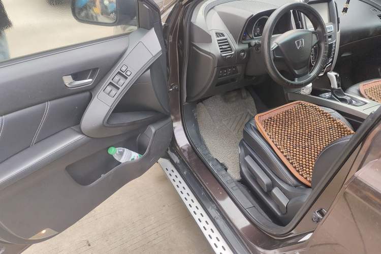 Used Luxgen U6 SUV 2015 1.8T Enhanced Charm Edition