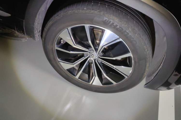 Used Volkswagen Teramont X 2019 330TSI Two-Wheel-Drive Prestige Luxury Edition