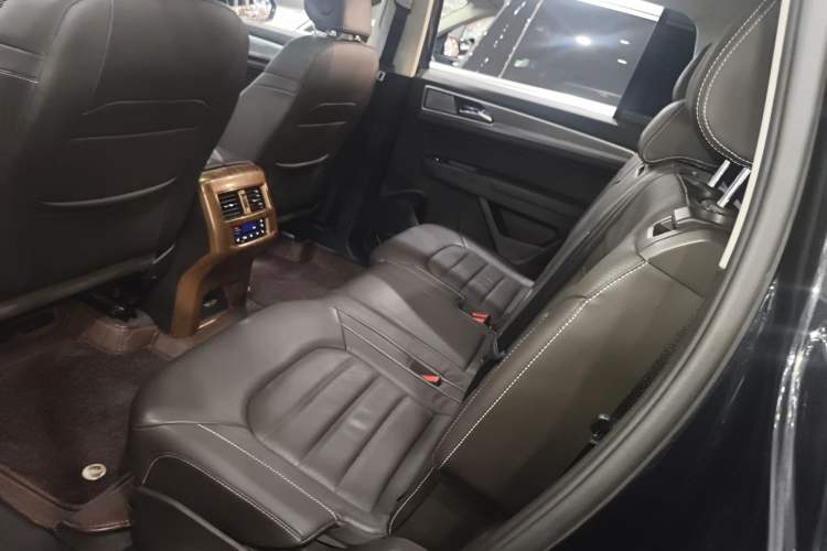 Used Volkswagen Teramont 2020 330TSI Two-Wheel-Drive Luxury Edition China VI Standard Left Rear Seat