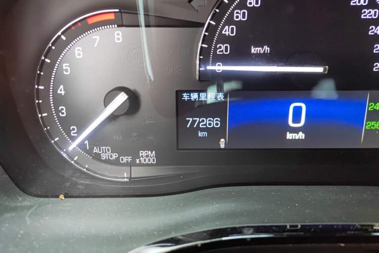 Used Cadillac XT5 2018 28E Four-Wheel Drive Tech Version