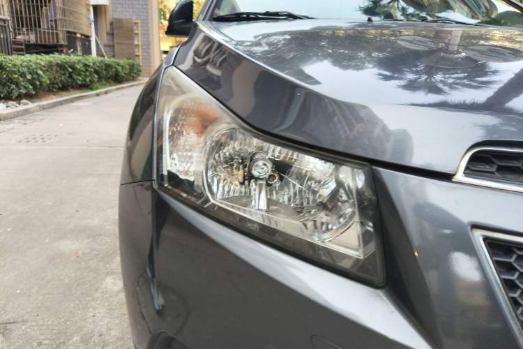 Used Chevrolet Cruze 2013 1.6L SL MT
