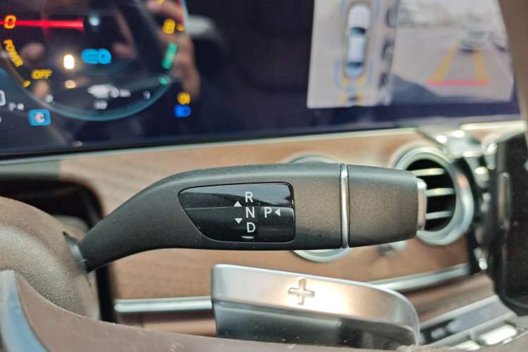 Used Mercedes-Benz E-Class New Energy 2022 Facelift E 350 e L Plug-in Hybrid Sedan Gear Lever