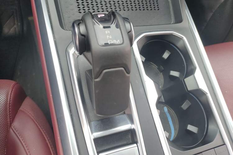 Used Tank 400 New Energy 2024 Hi4-T Off-Road Edition Gear Lever