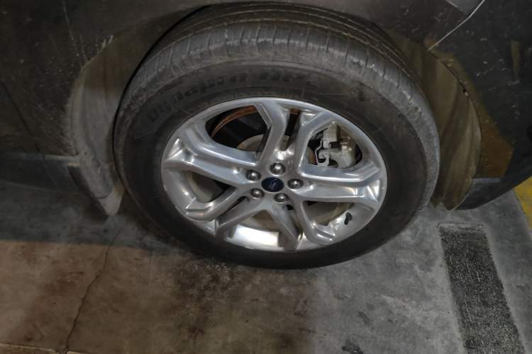 Used Ford Edge 2016 EcoBoost 245 Two-Wheel-Drive Titanium 7-Seater
