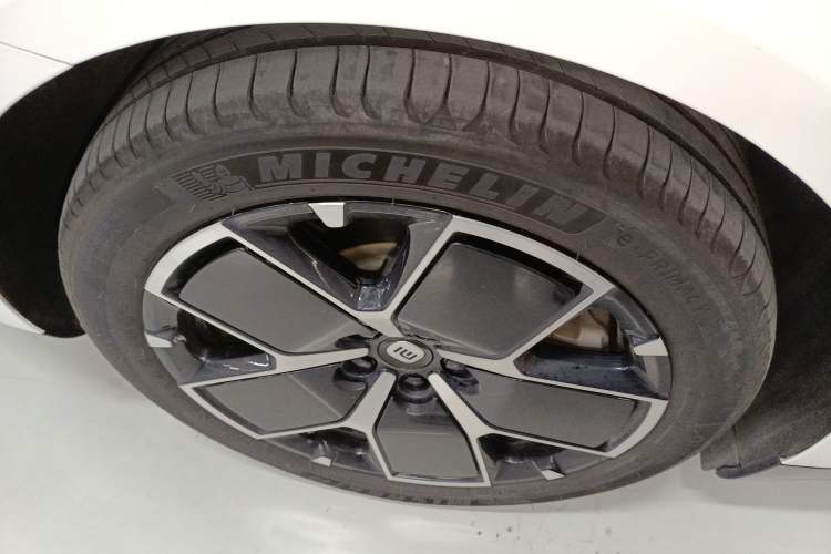 Used Xiaomi Auto SU7 2024 Rear-Drive Ultra-Long Range Advanced Pro-Level Intelligent Driving Version
