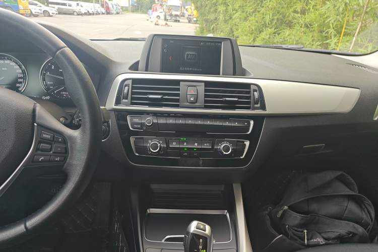 Used BMW 1 Series (Import) 2018 118i Leading Model
