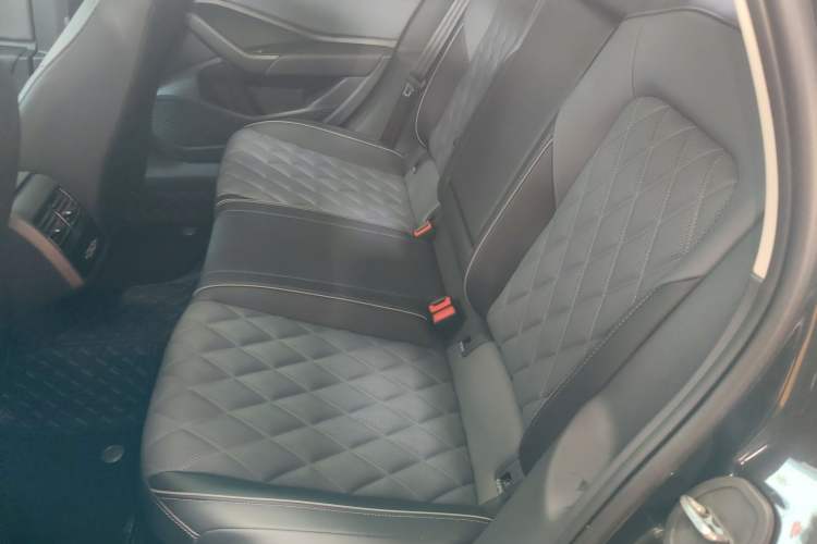 Used Volkswagen Sagitar 2025 300TSI DSG Excellence Edition
