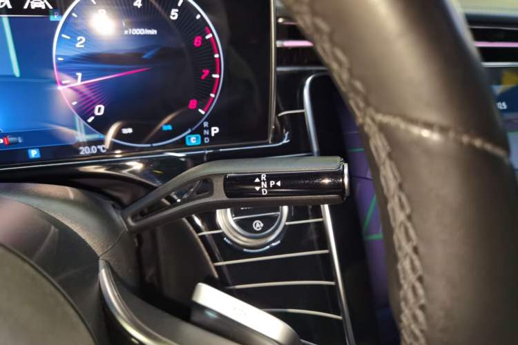 Used Mercedes-Benz E-Class 2024 E 260 L
