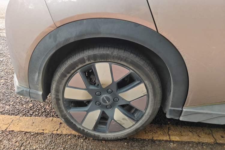 Used BYD Dolphin 2021 401km Knight Edition Right Rear Wheel Hub