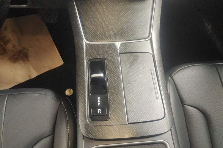 Used Venucia V DD-i 2023 60km iD Version