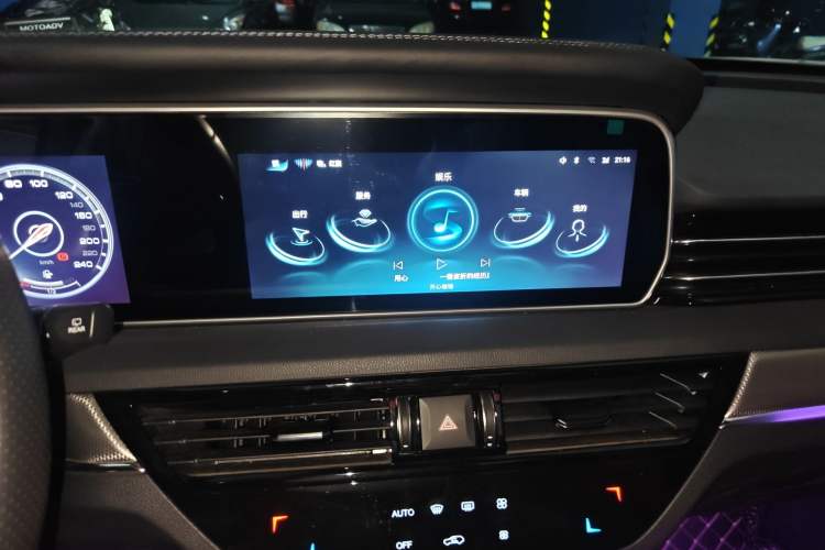 Used Hongqi HS5 2022 2.0T Smart Connect Flagship All-Wheel Drive LeGou Edition
