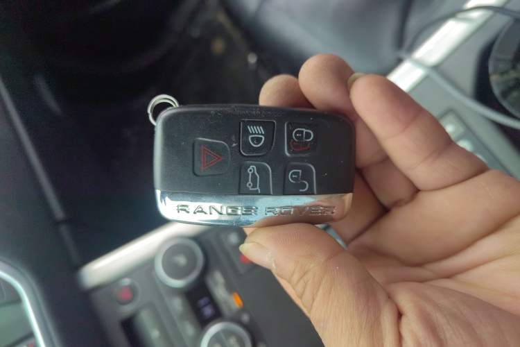 Used Land Rover Range Rover Evoque 2014 2.0T 5-Door Luxury Edition