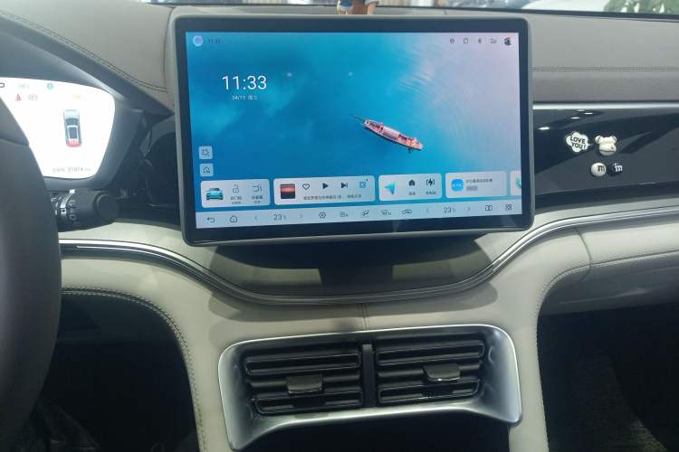 Used BYD Song PLUS New Energy 2025 DM-i 112KM Prestige Model Audio And AC Panel