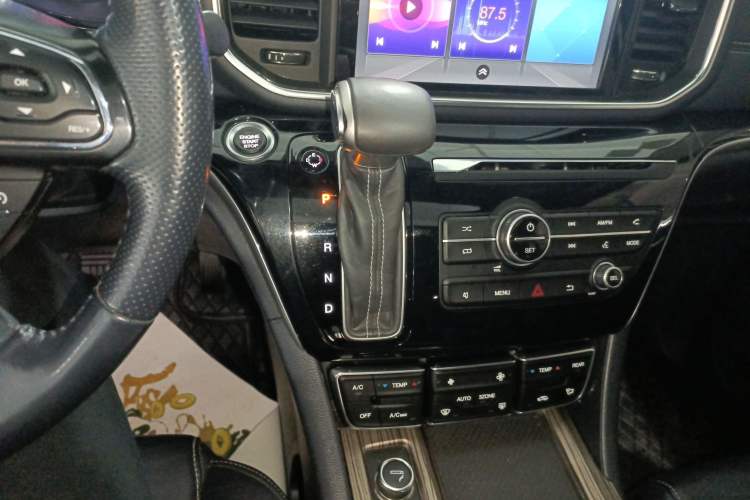 Used GAC Trumpchi M8 2018 320T Luxury Edition
