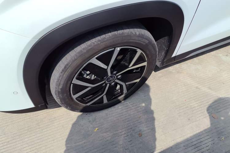 Used BYD Song L DM-i 2025 Intelligent Driving Version 160 km Beyond-Range Type
