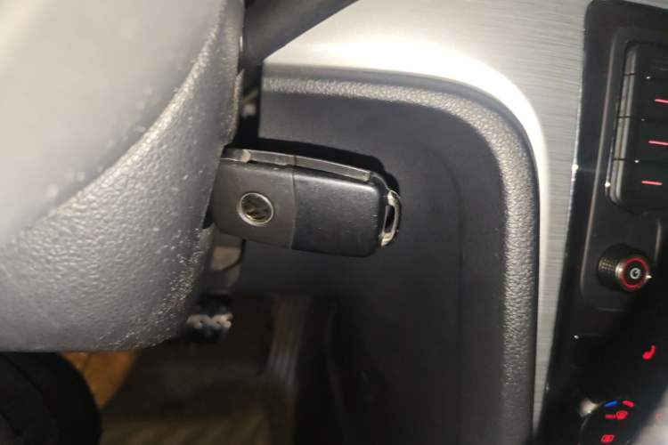 Used Volkswagen Passat 2015 1.8TSI DSG Prestige Edition Vehicle Key