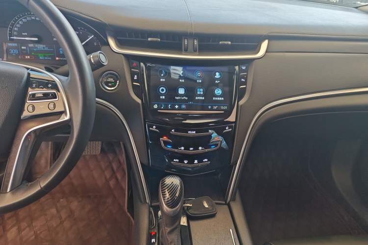 Used Cadillac XTS 2018 28T Tech Edition Audio And AC Panel