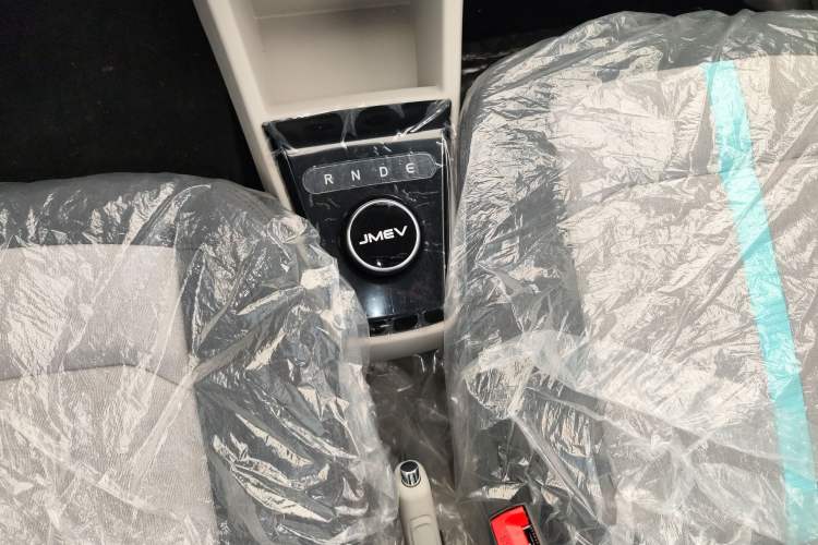 Used JMEV Xiao Qilin 2024 201km Comfort Version Gear Lever