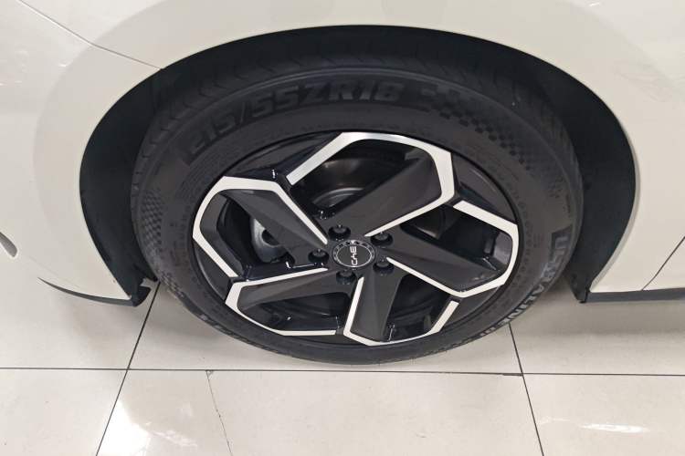 Used BYD Seal 06 New Energy 2024 DM-i 120KM Flagship Model Exterior 4