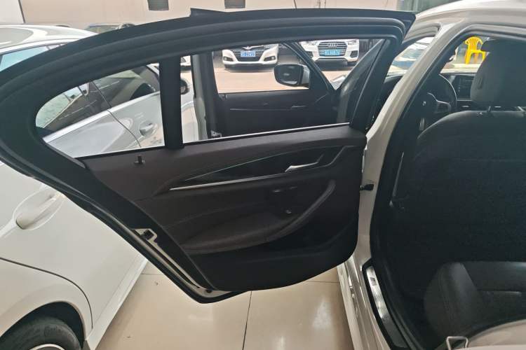 Used BMW 5 Series 2020 525Li M Sport Package
